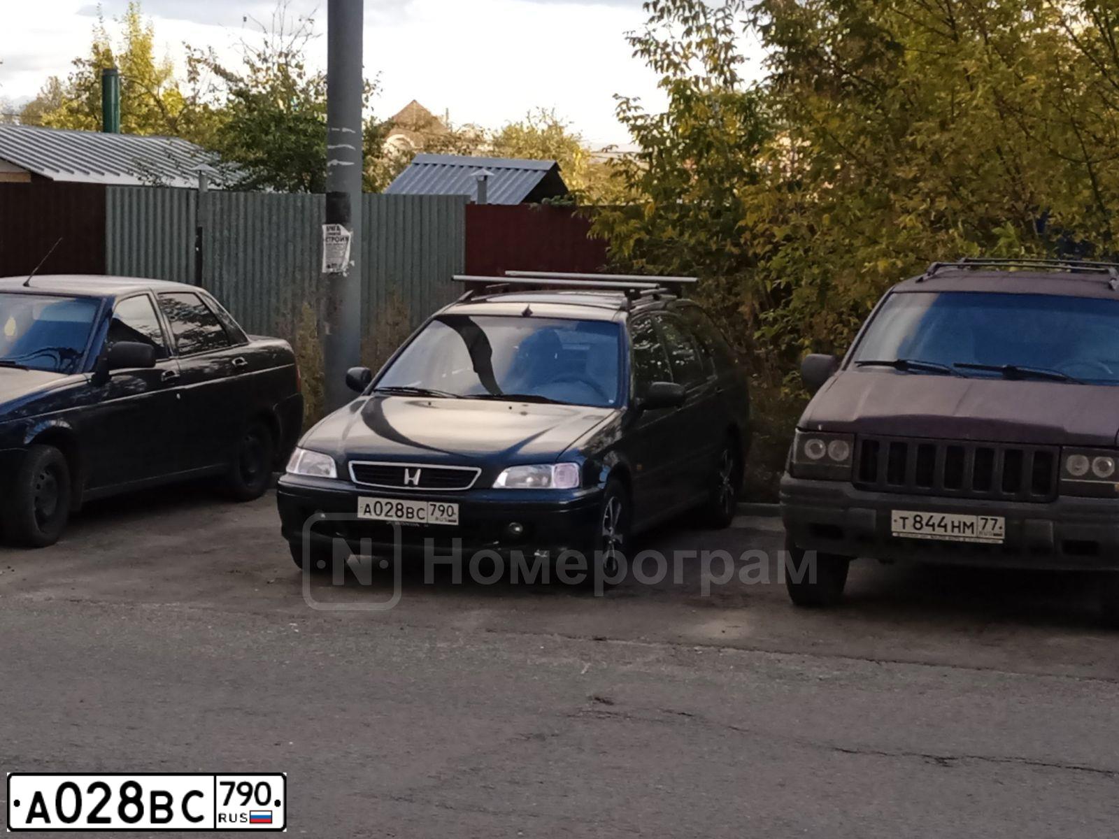 Фото автомобиля HONDA CIVIC, 1998 — госномер А028ВС790. Цвет: ЗЕЛЕНЫЙ