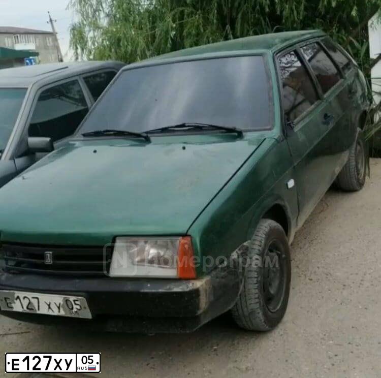 Фото автомобиля LADA 2109 SAMARA, 1999 — госномер Е127ХУ05. Цвет: ЯРКО-ЗЕЛЕНЫЙ