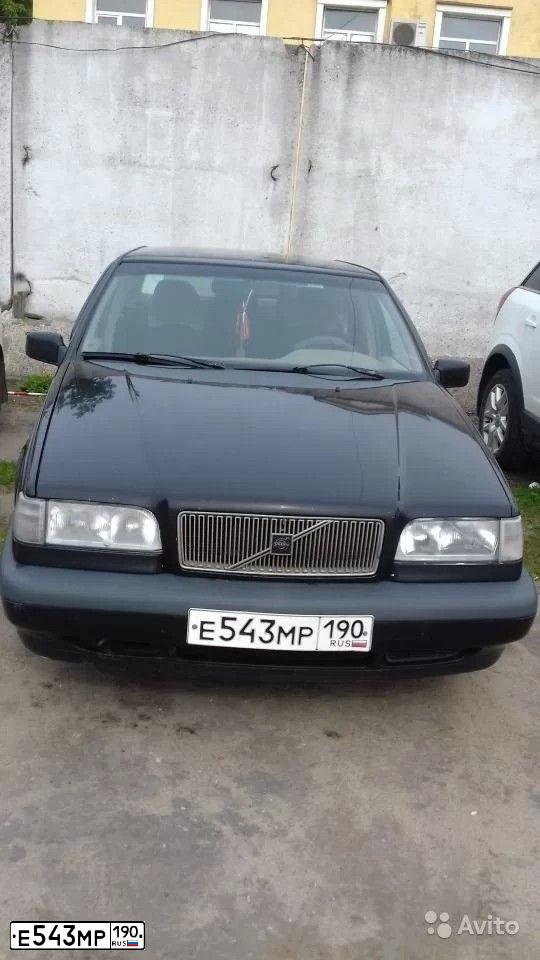 Фото автомобиля VOLVO 850, 1995 — госномер Е543МР190. Цвет: ЧЕРНЫЙ