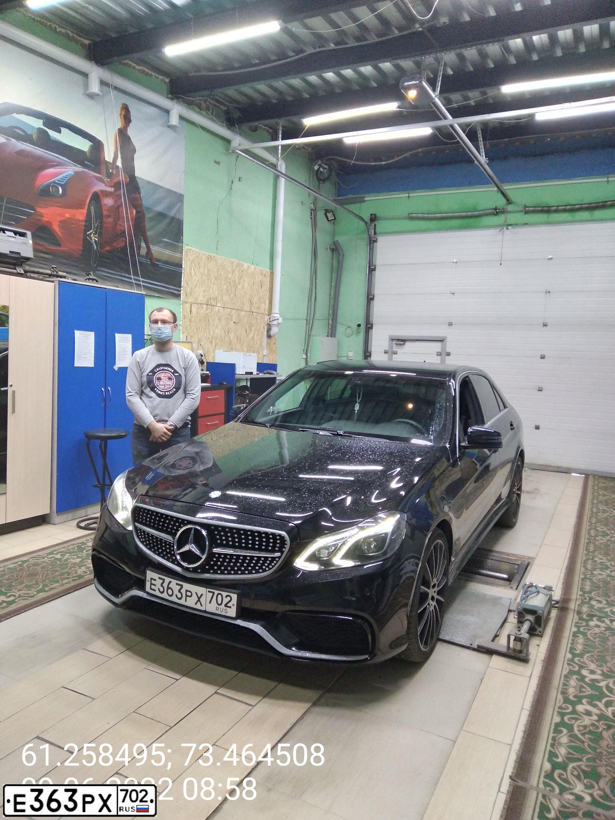 Фото автомобиля MERCEDES E-KLASSE, 2013 — госномер С006НУ102. Цвет: ЧЕРНЫЙ