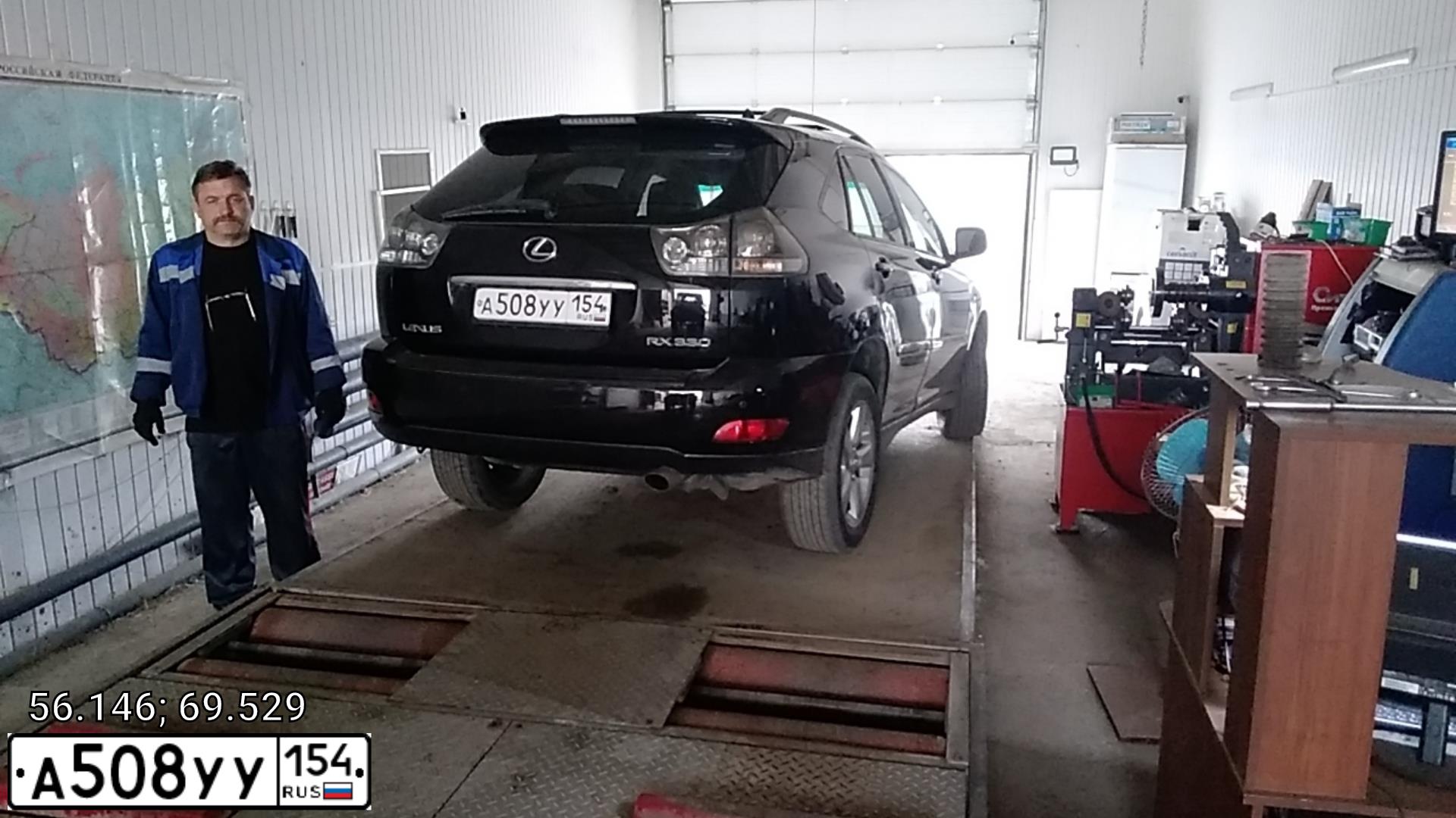 Фото автомобиля LEXUS RX, 2003 — госномер А508УУ154. Цвет: ЧЕРНЫЙ