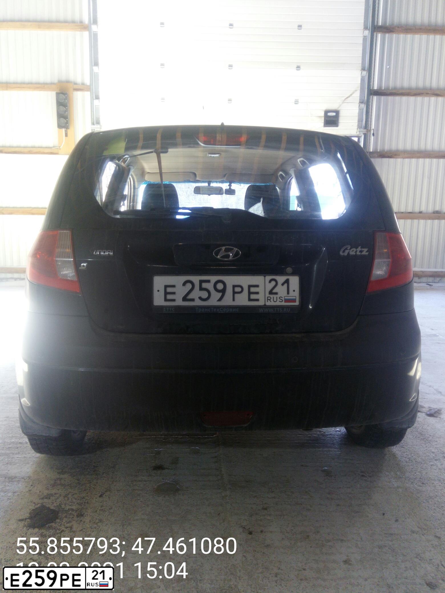 Фото автомобиля HYUNDAI GETZ, 2008 — госномер Е259РЕ21. Цвет: ЧЕРНЫЙ