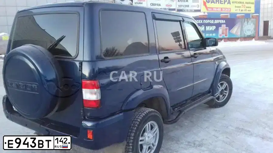 Фото автомобиля UAZ PATRIOT, 2012 — госномер Е943ВТ142. Цвет: ОКЕАН МЕТАЛЛИК