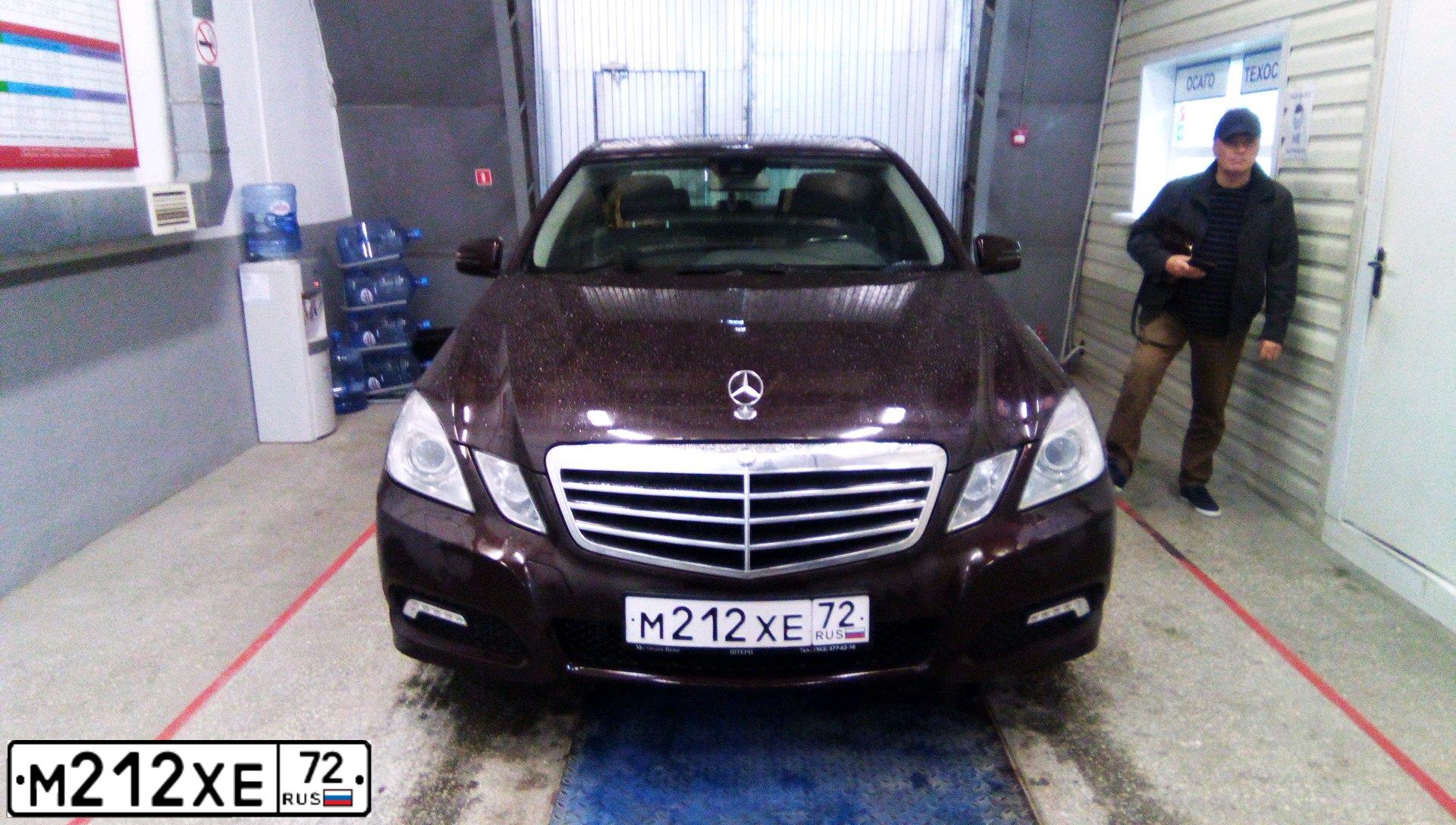 Фото автомобиля MERCEDES E-KLASSE, 2009 — госномер М212ХЕ72. Цвет: КОРИЧНЕВЫЙ
