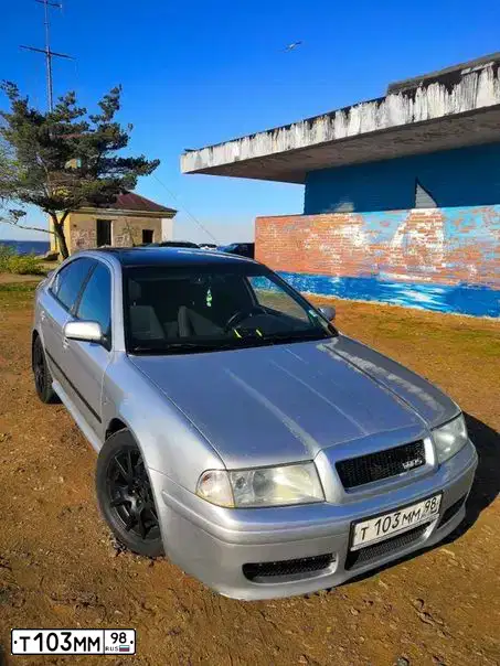Фото автомобиля SKODA OCTAVIA, 2008 — госномер К050ВН53. Цвет: СЕРЕБРЯННЫЙ