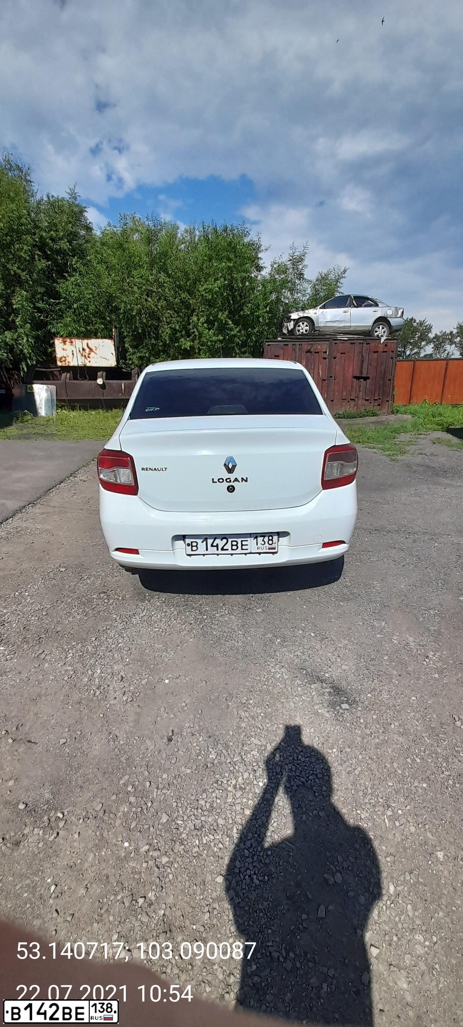 Фото автомобиля RENAULT LOGAN, 2014 — госномер А166МК138