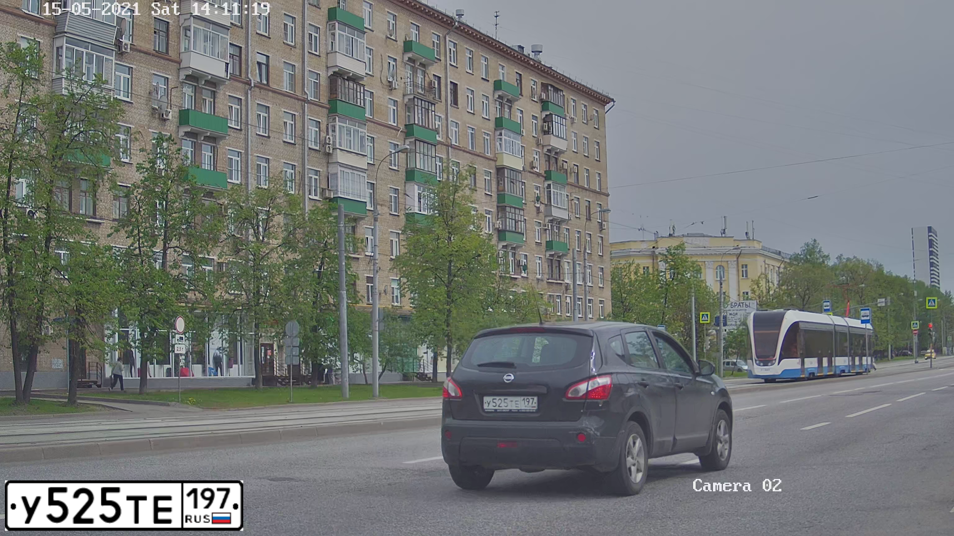 Фото автомобиля NISSAN QASHQAI, 2012 — госномер У525ТЕ197. Цвет: ЧЕРНЫЙ