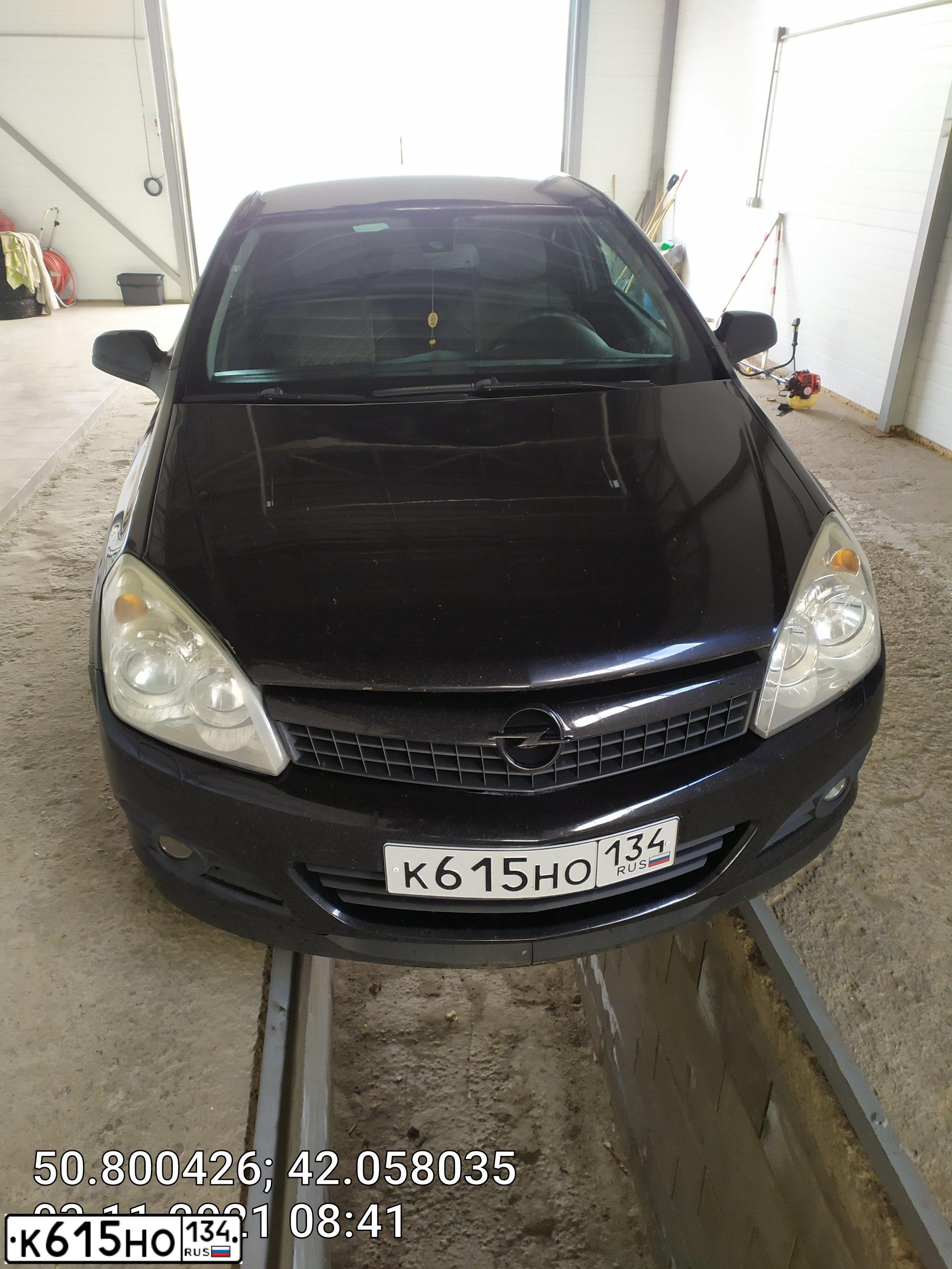Фото автомобиля OPEL ASTRA, 2008 — госномер А654ХК134. Цвет: ЧЕРНЫЙ