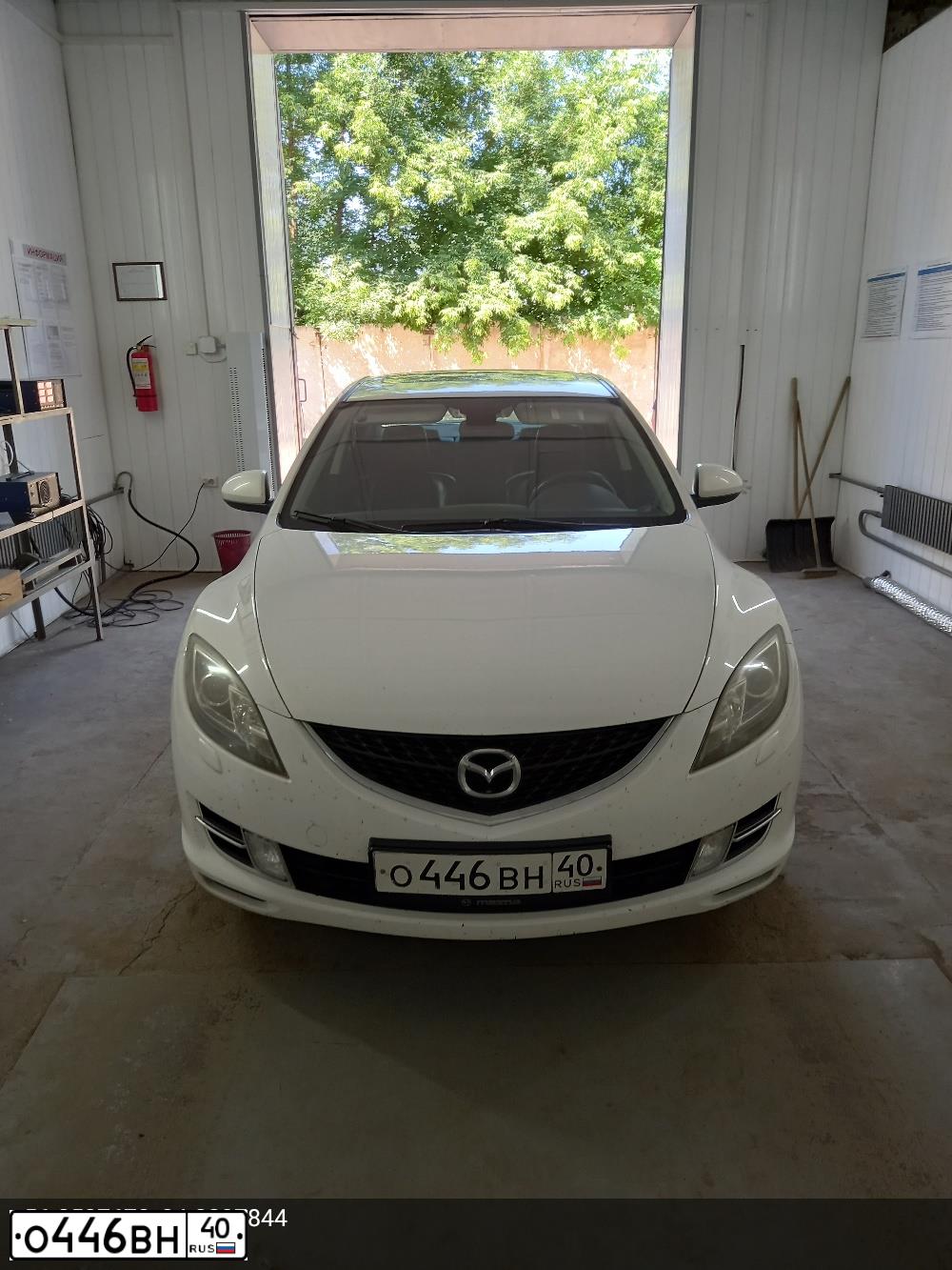 Фото автомобиля MAZDA 6, 2008 — госномер К555ОТ40. Цвет: БЕЛЫЙ