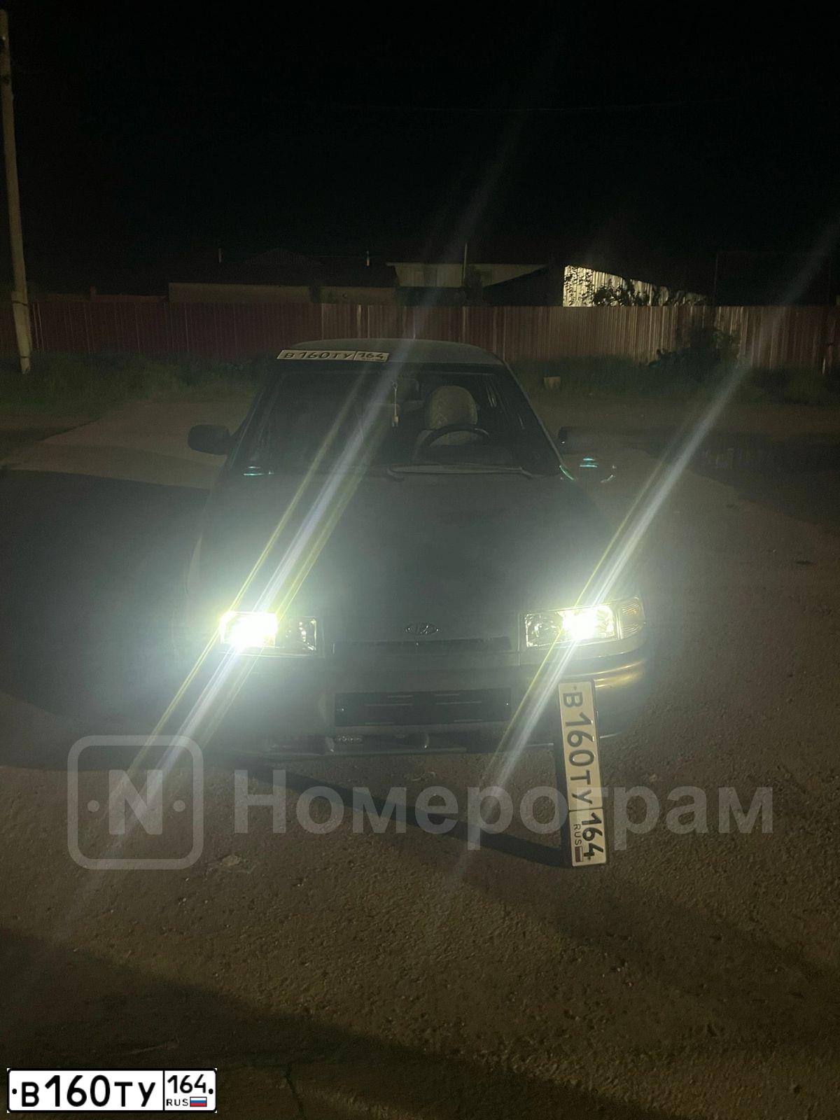 Фото автомобиля LADA 2110 LADA, 2002 — госномер М808МН64. Цвет: СЕРЫЙ
