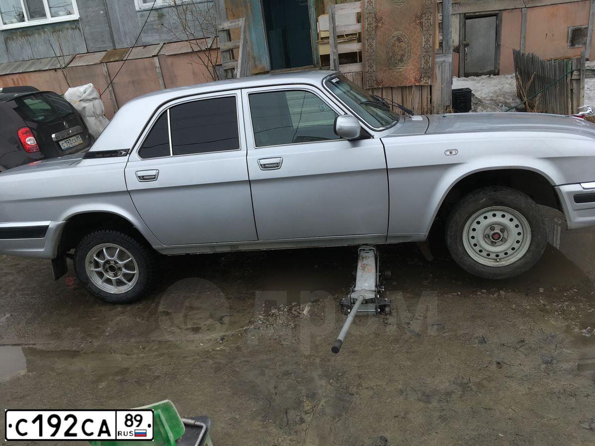 Фото автомобиля RENAULT DUSTER, 2014 — госномер С192СА89. Цвет: ТЕМНО-КОРИЧНЕВЫЙ