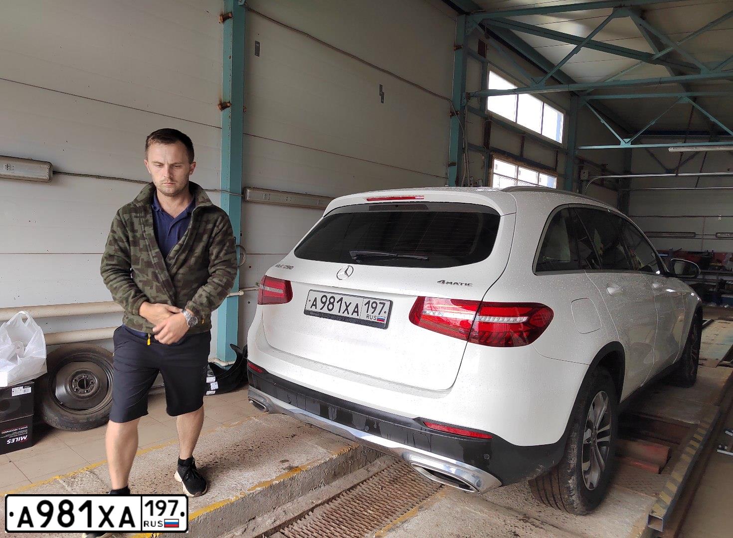 Фото автомобиля MERCEDES-BENZ GLC250, 2017 — госномер У806ЕХ76