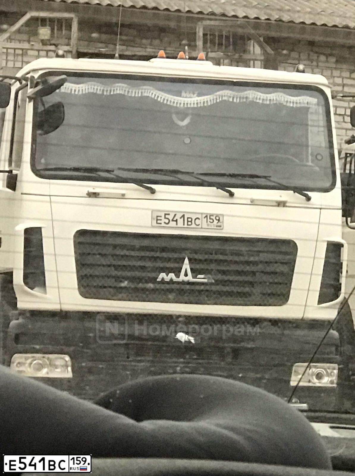 Фото автомобиля MAZ Z-MAN 6312 6X4, 2013 — госномер Е541ВС159