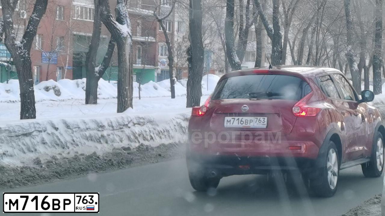 Фото автомобиля NISSAN JUKE, 2012 — госномер У222СУ69. Цвет: Красный