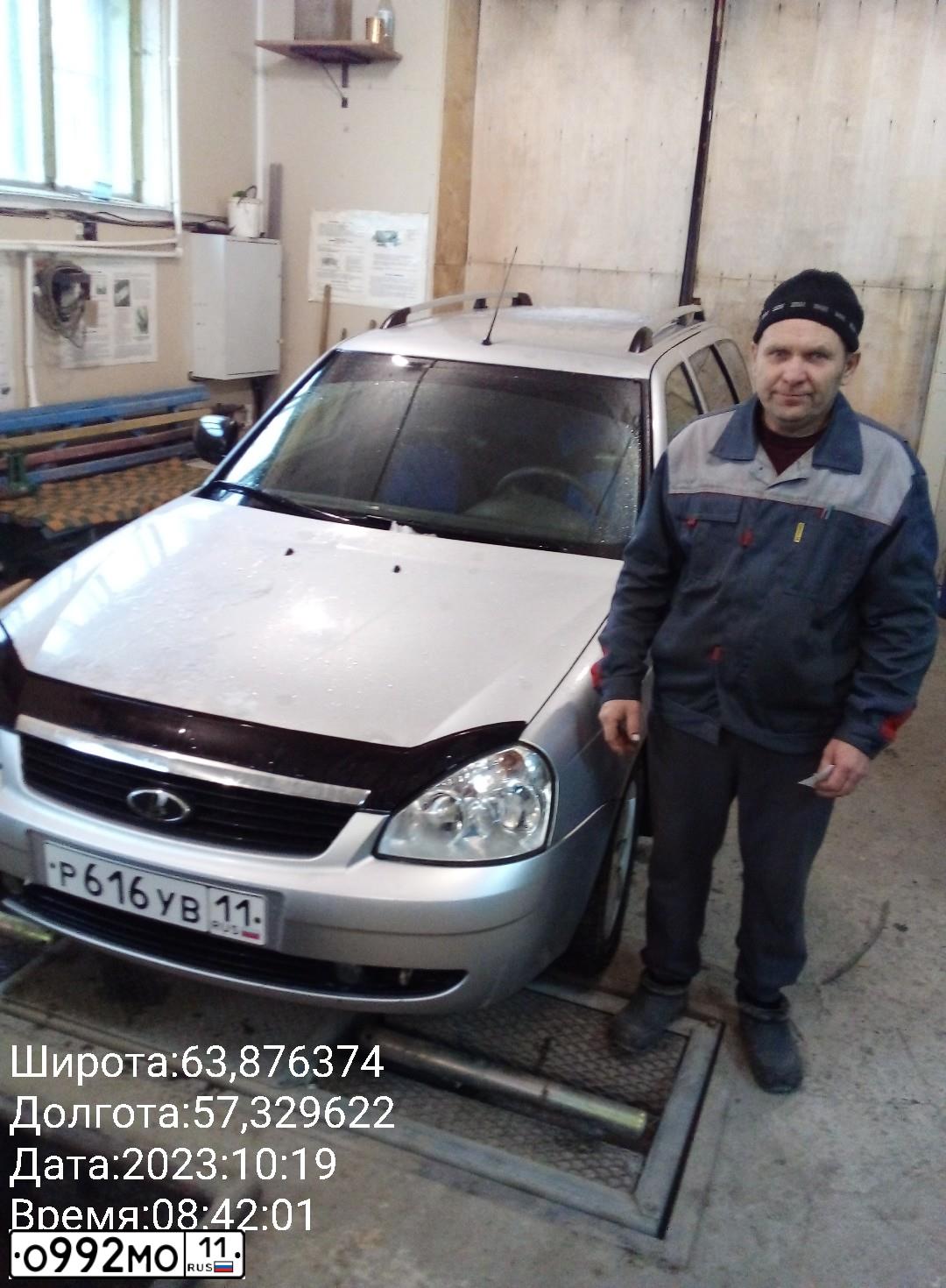 Фото автомобиля LADA PRIORA, 2012 — госномер Е117ЕО11. Цвет: СВЕТЛО-СЕРЕБРИСТЫЙ МЕТАЛЛ