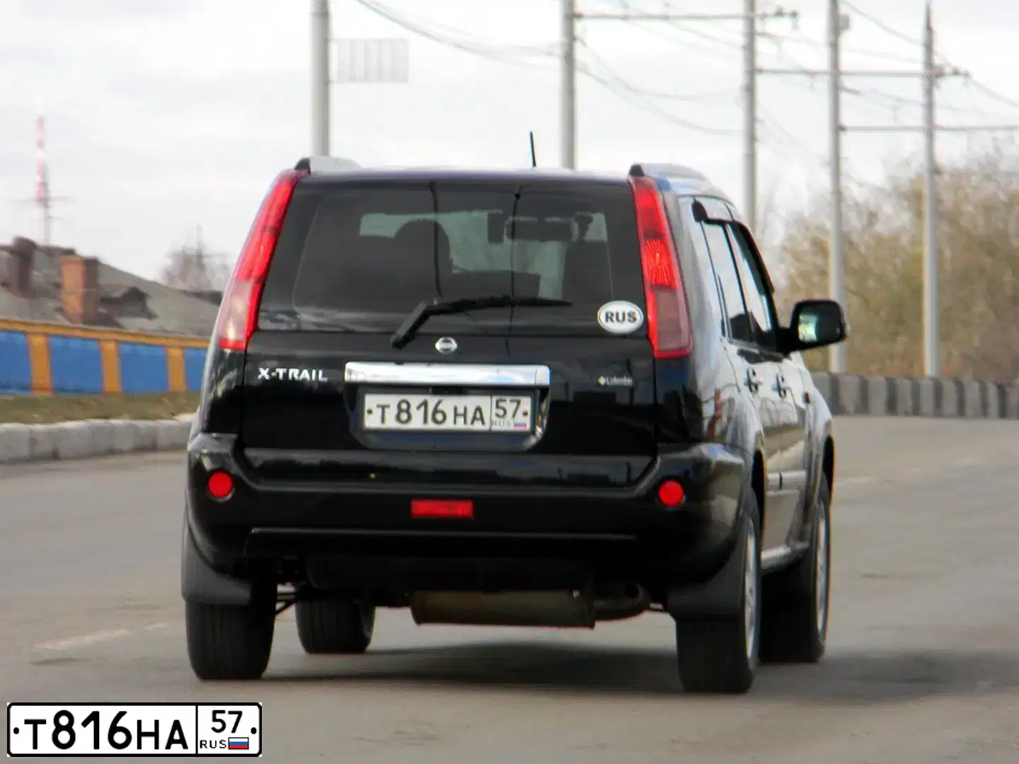 Фото автомобиля NISSAN X-TRAIL, 2006 — госномер Х921СС71