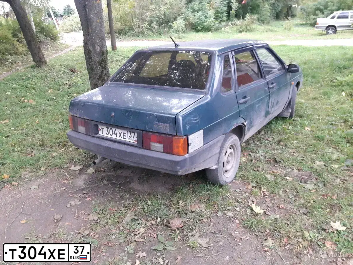 Фото автомобиля LADA 2109 SAMARA, 2000 — госномер Т304ХЕ37. Цвет: Сине-зеленый