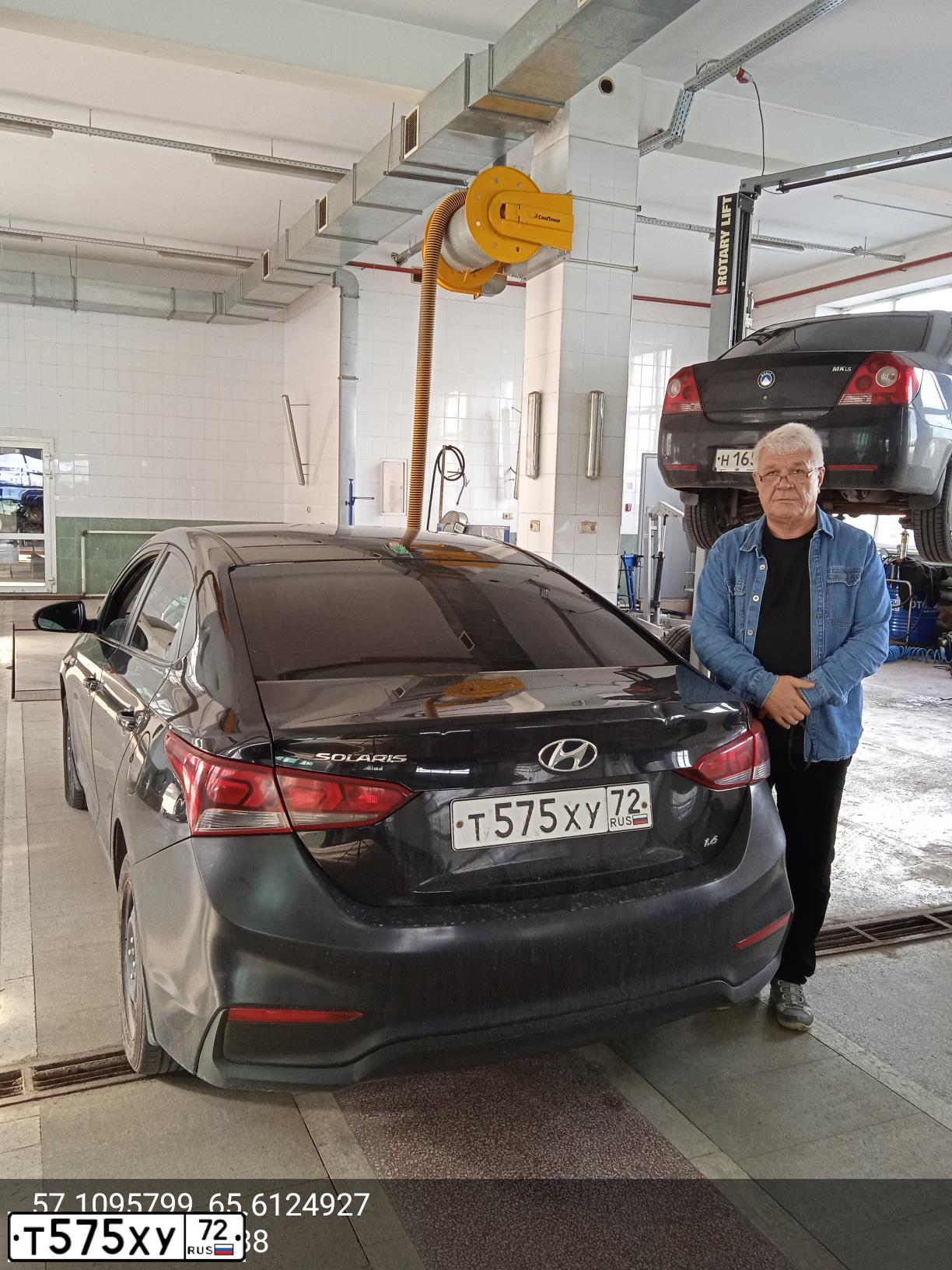 Фото автомобиля HYUNDAI SOLARIS, 2018 — госномер Т575ХУ72. Цвет: ЧЕРНЫЙ