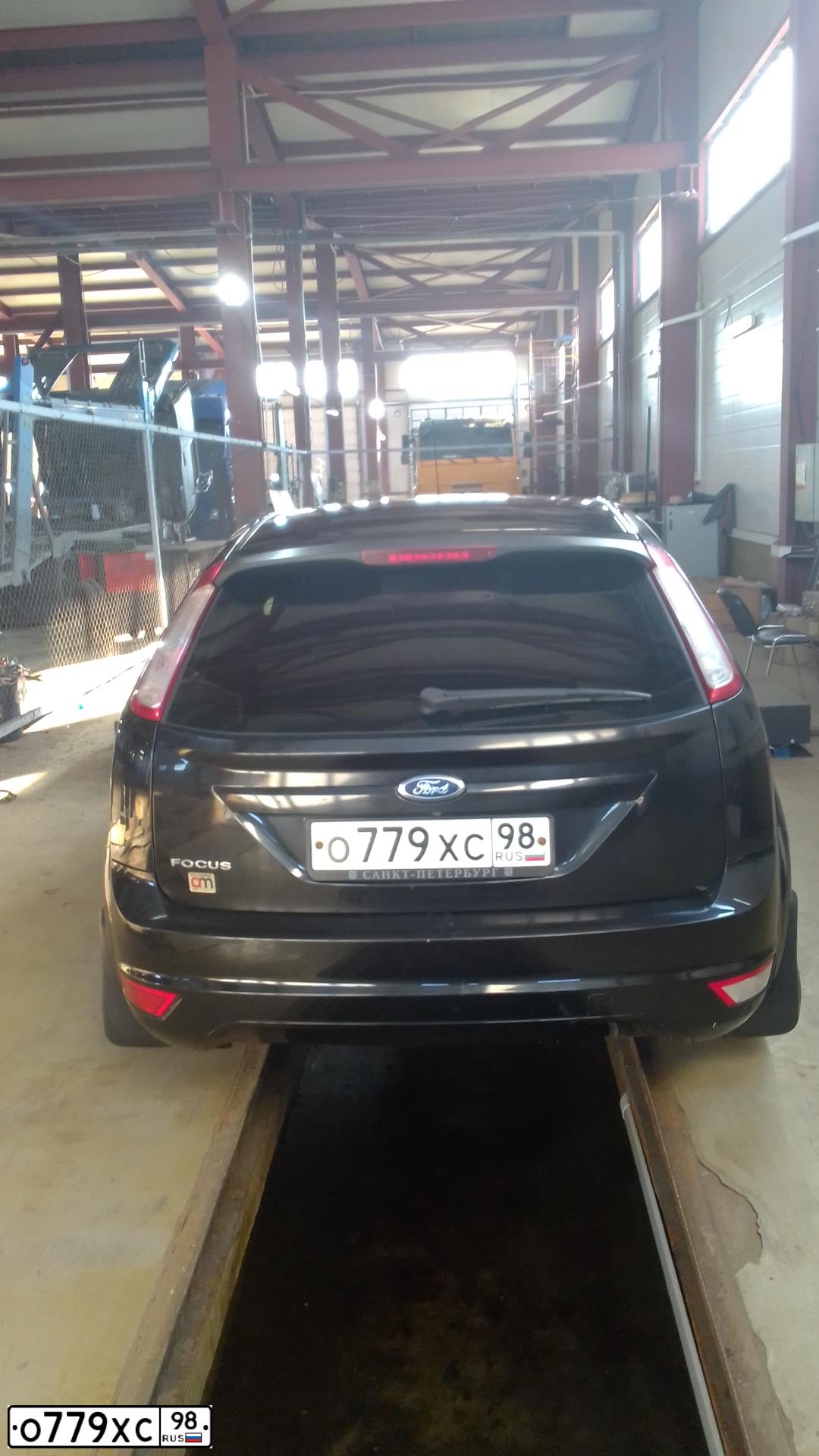 Фото автомобиля FORD FOCUS, 2010 — госномер В046УМ69