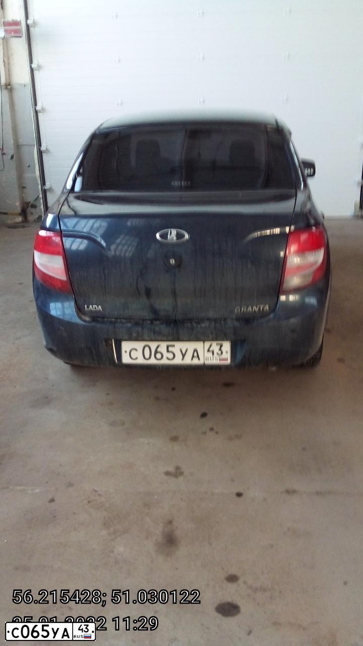 Фото автомобиля LADA 2190 GRANTA, 2011 — госномер С065УА43. Цвет: Серо-Синий