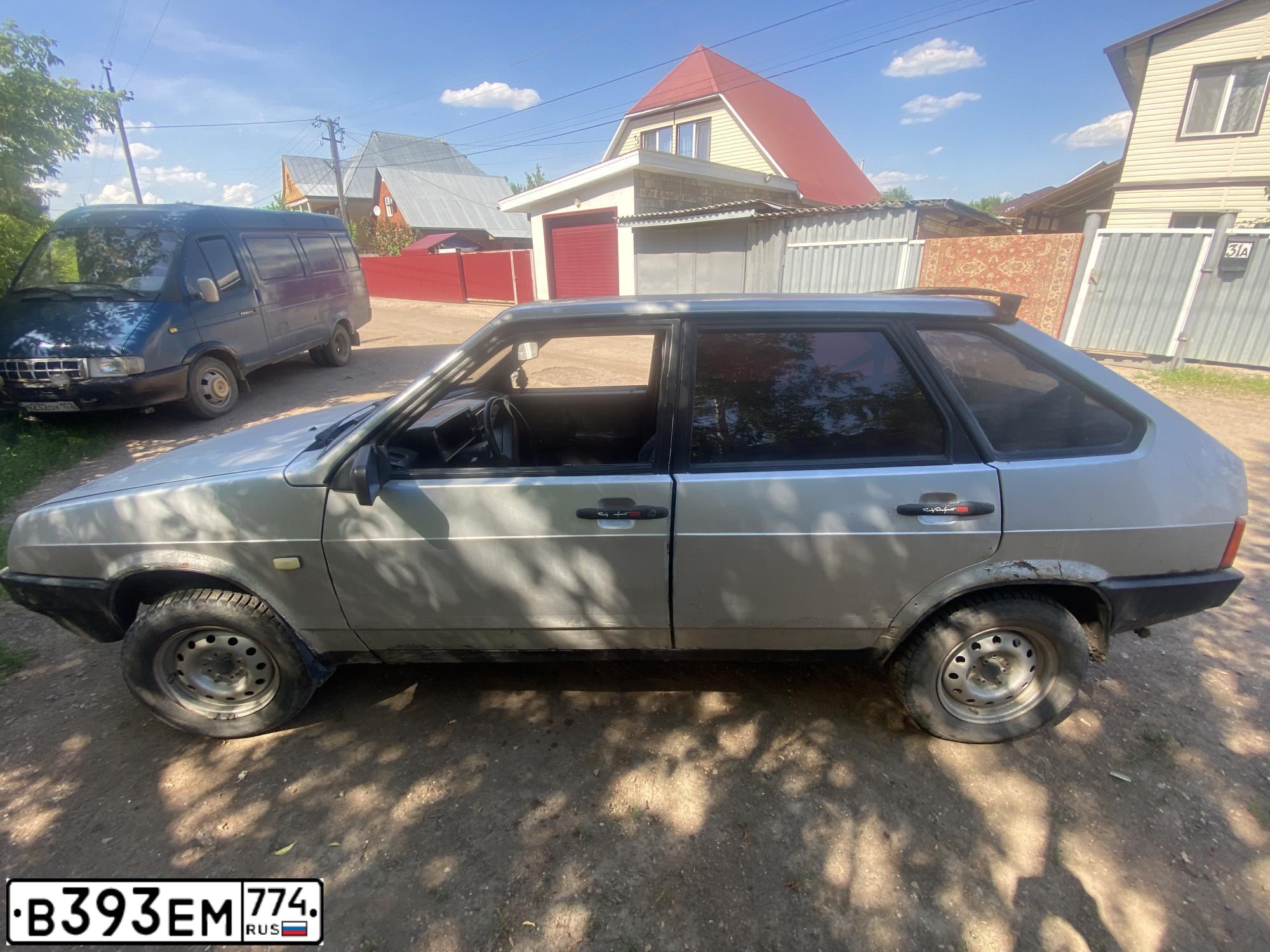 Фото автомобиля LADA 2109 SAMARA, 2002 — госномер В393ЕМ774. Цвет: СВЕТЛО-СЕРЫЙ