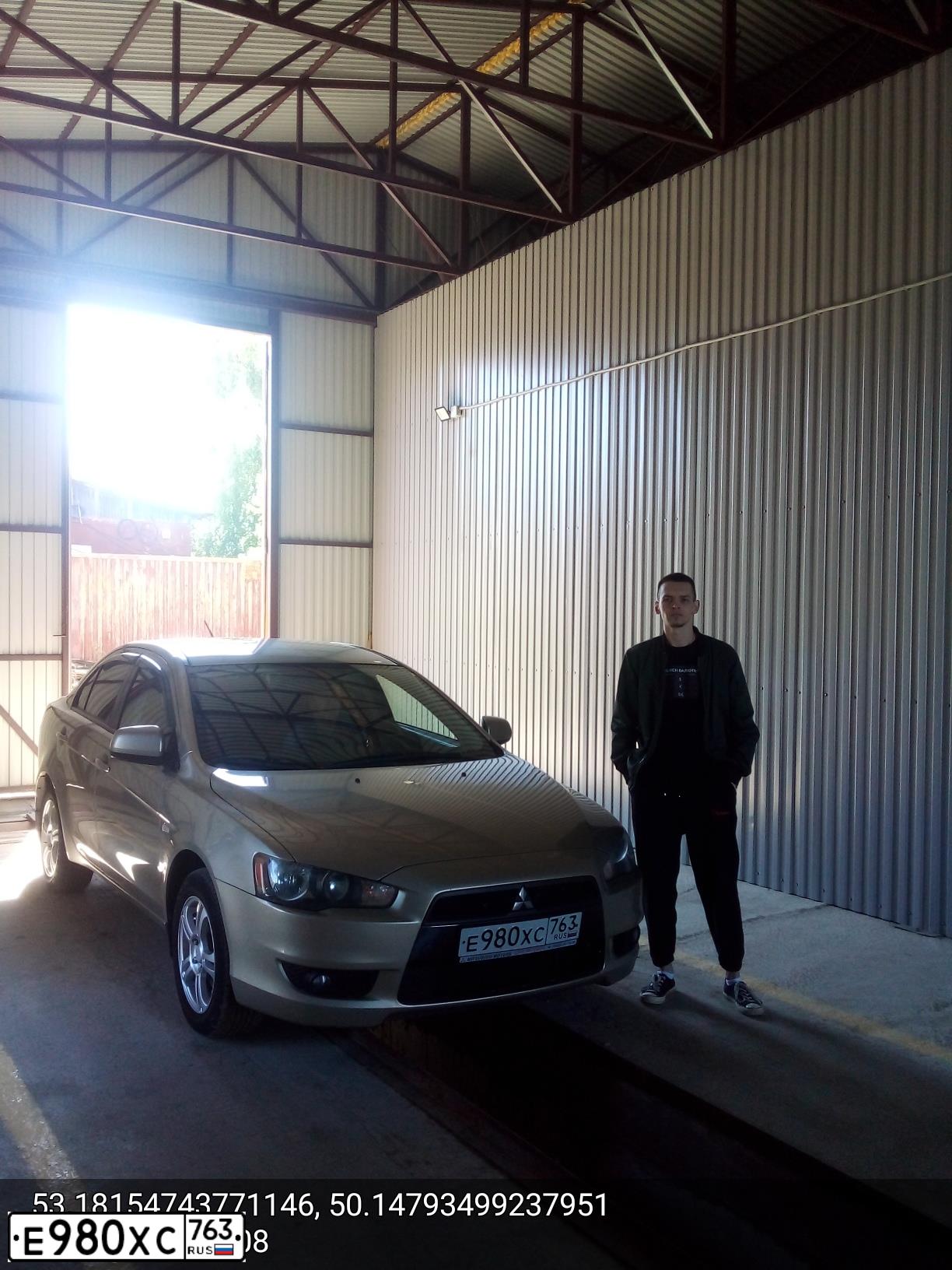 Фото автомобиля MITSUBISHI LANCER, 2008 — госномер Е980ХС763. Цвет: БЕЖЕВЫЙ