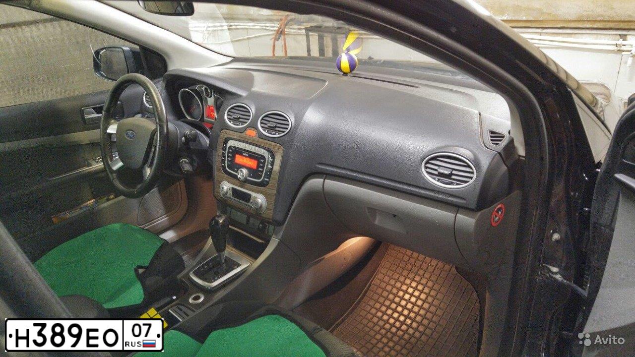 Фото автомобиля FORD FOCUS, 2008 — госномер У838ВВ199. Цвет: ЧЕРНЫЙ