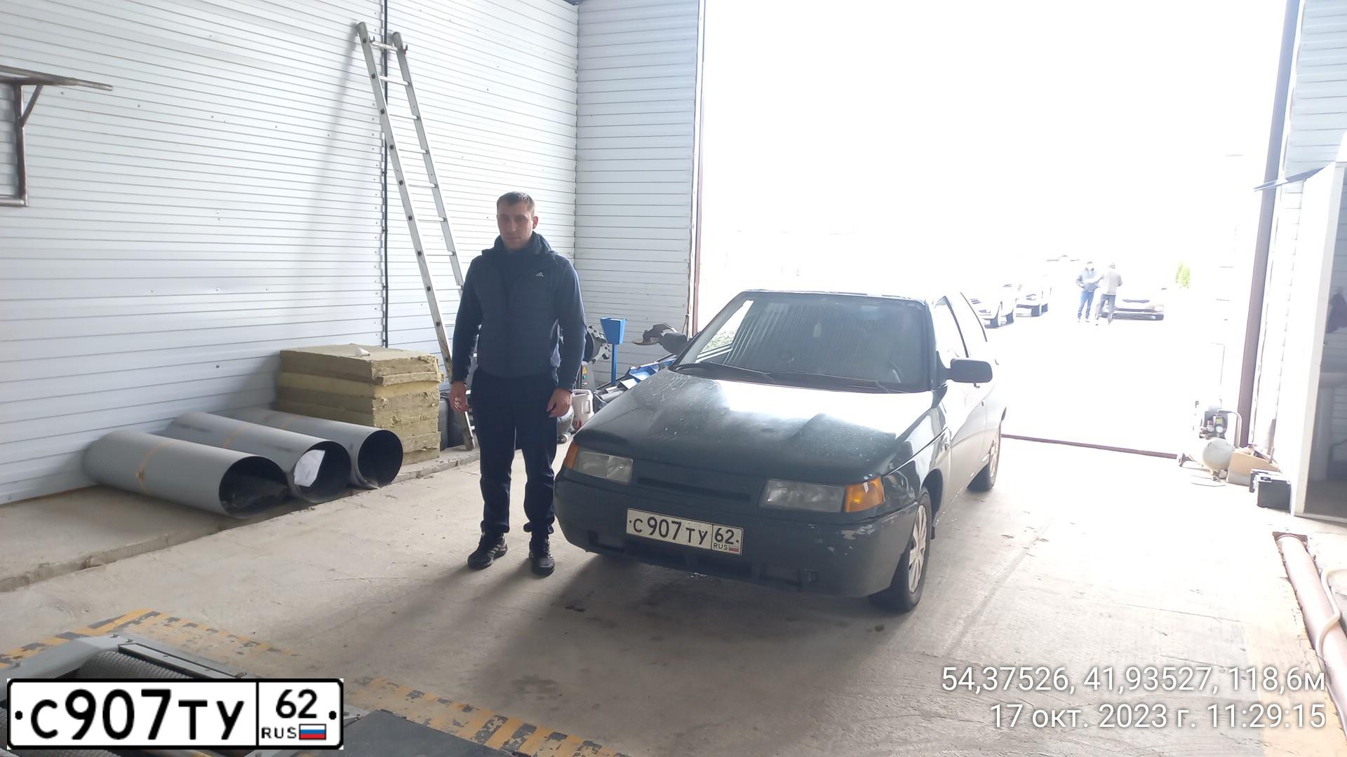 Фото автомобиля LADA 2110, 2003 — госномер С907ТУ62. Цвет: Темно-зеленый