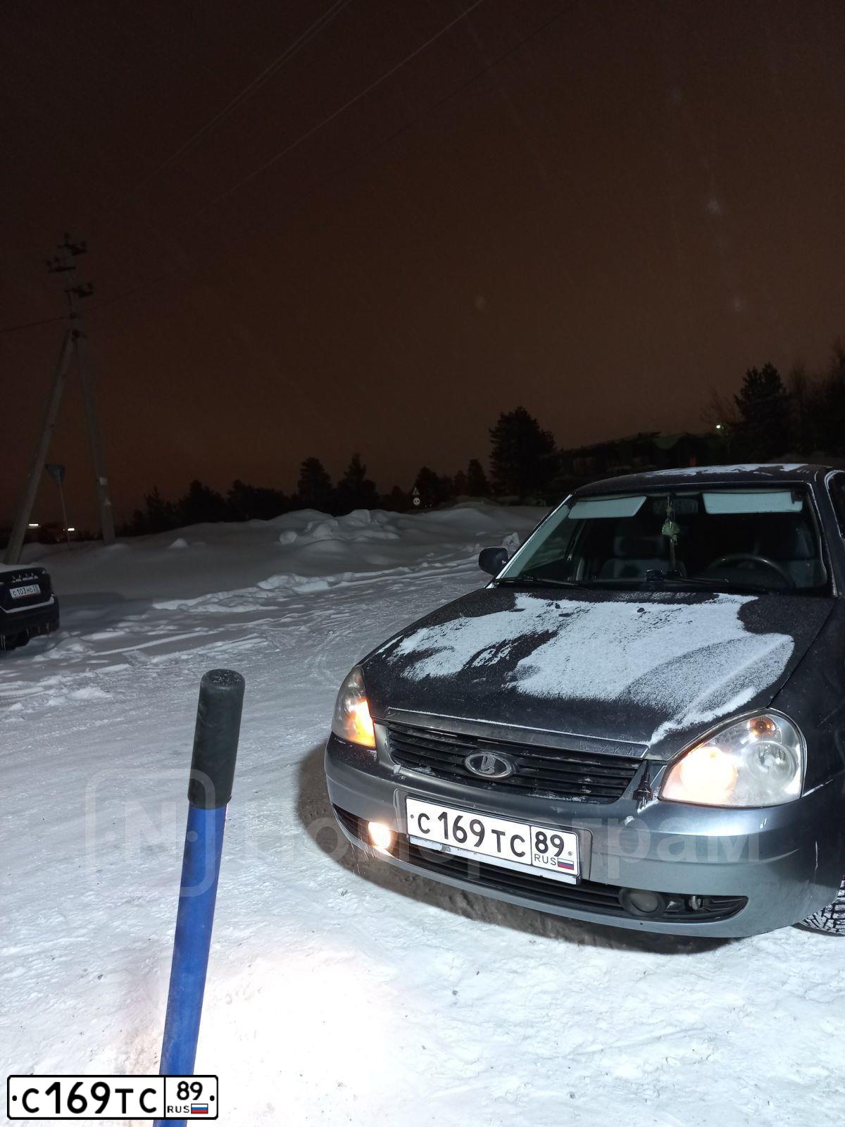 Фото автомобиля LADA 2172 PRIORA, 2008 — госномер С169ТС89. Цвет: СРЕДНИЙ СЕРО-ЗЕЛЕНЫЙ МЕТ.
