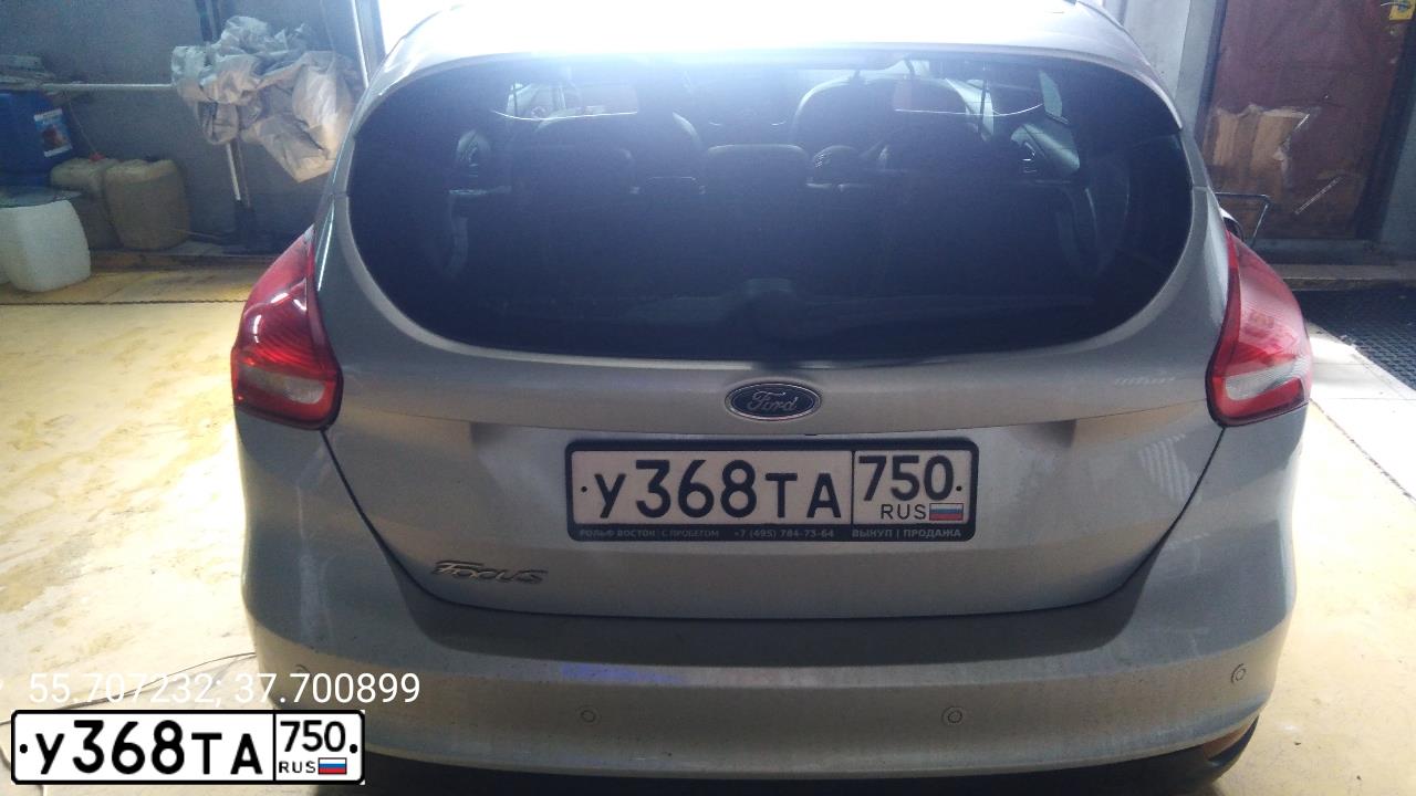 Фото автомобиля FORD FOCUS, 2015 — госномер У368ТА750. Цвет: Серебристый