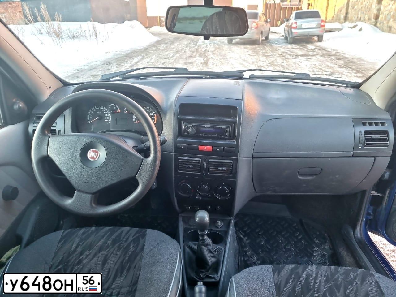 Фото автомобиля FIAT ALBEA, 2010 — госномер У648ОН56. Цвет: СИНИЙ ТЕЗЕЙ