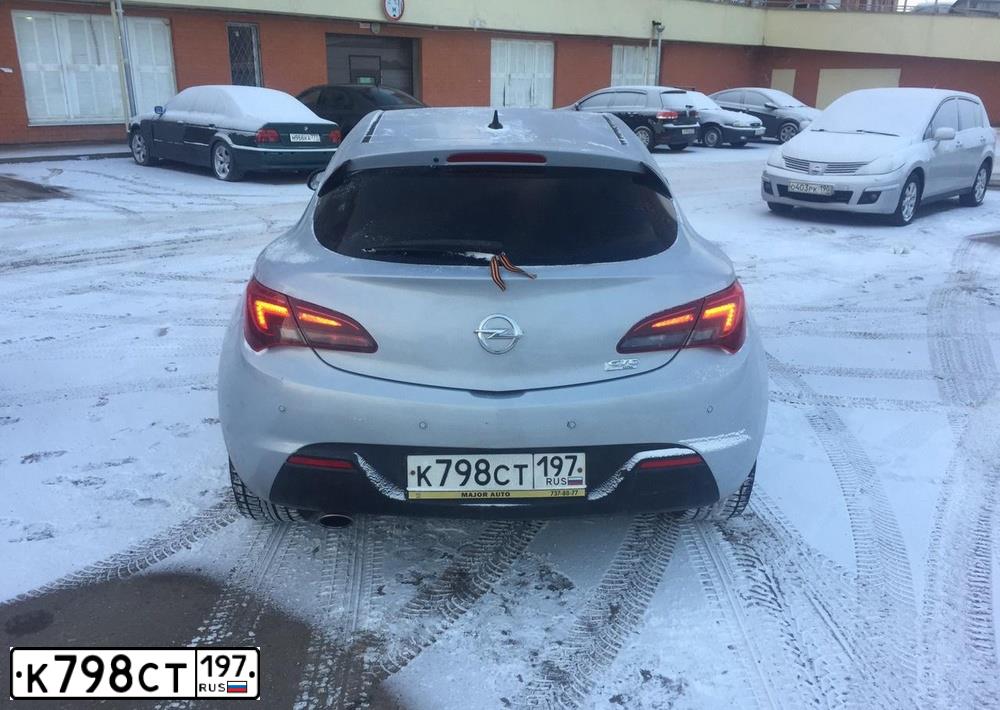Фото автомобиля DAEWOO NEXIA, 2003 — госномер М123ЕО97. Цвет: СЕРЫЙ