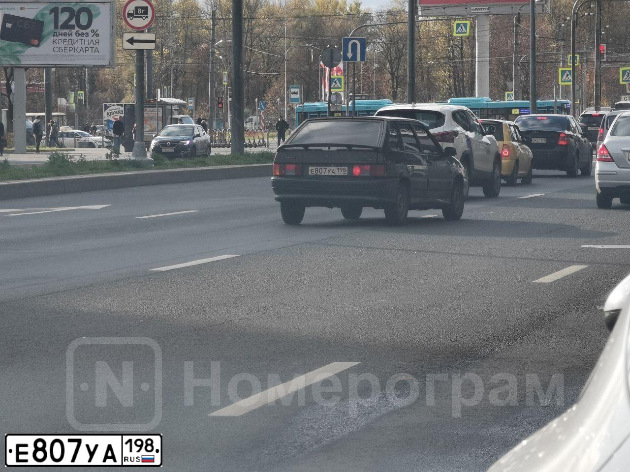 Фото автомобиля LADA 2114 SAMARA, 2003 — госномер Е807УА198