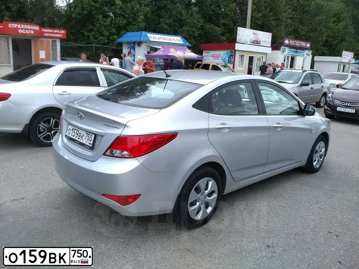 Фото автомобиля HYUNDAI SOLARIS, 2015 — госномер К964ОО21. Цвет: СЕРЕБРИСТЫЙ