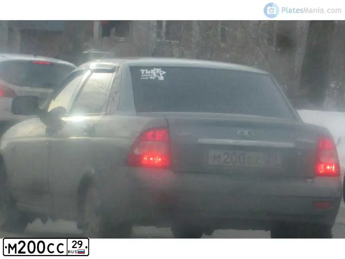 Фото автомобиля LADA 2170 PRIORA, 2007 — госномер М200СС29. Цвет: СЕРО-ЗЕЛЕНЫЙ МЕТАЛЛИК