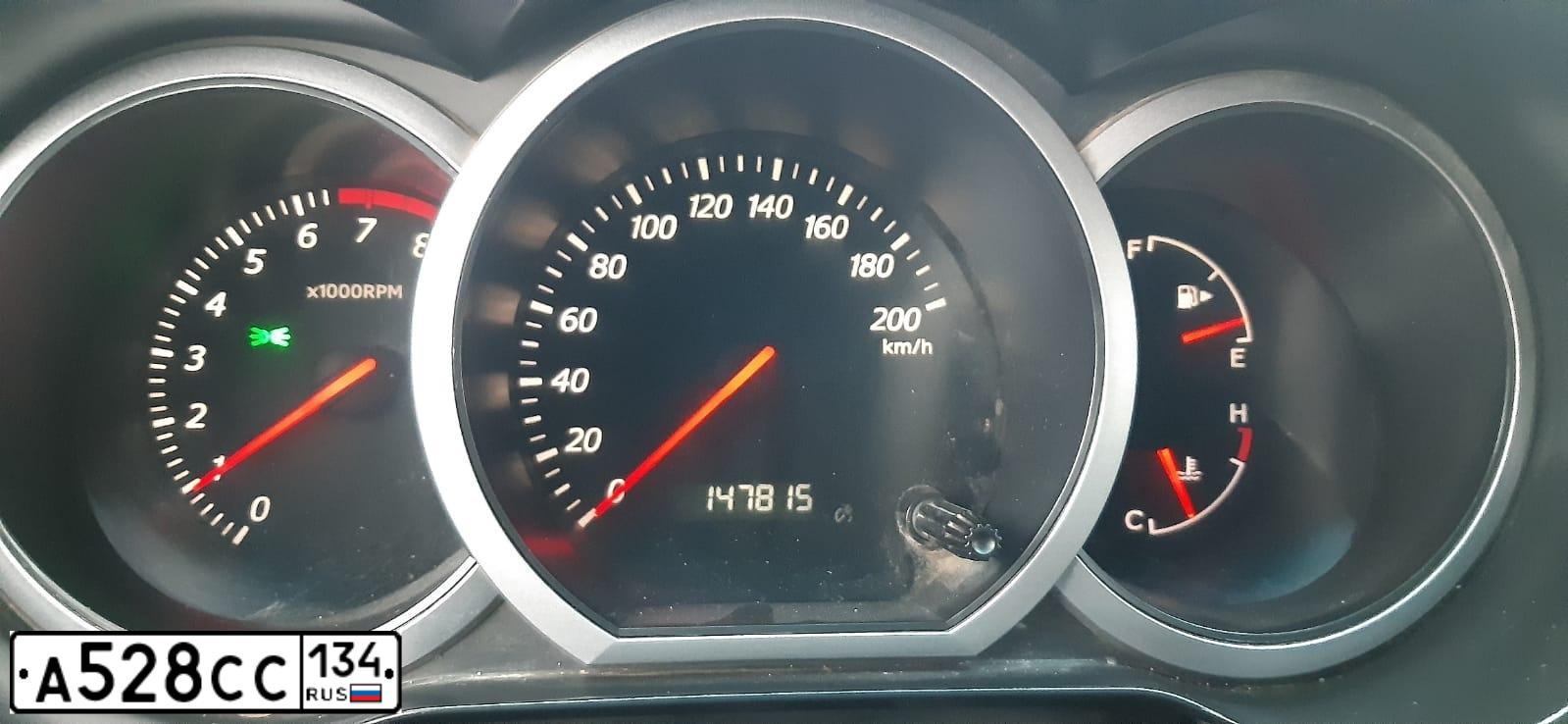 Фото автомобиля SUZUKI /GRAND/ VITARA, 2007 — госномер К164УМ64. Цвет: БЕЖЕВЫЙ