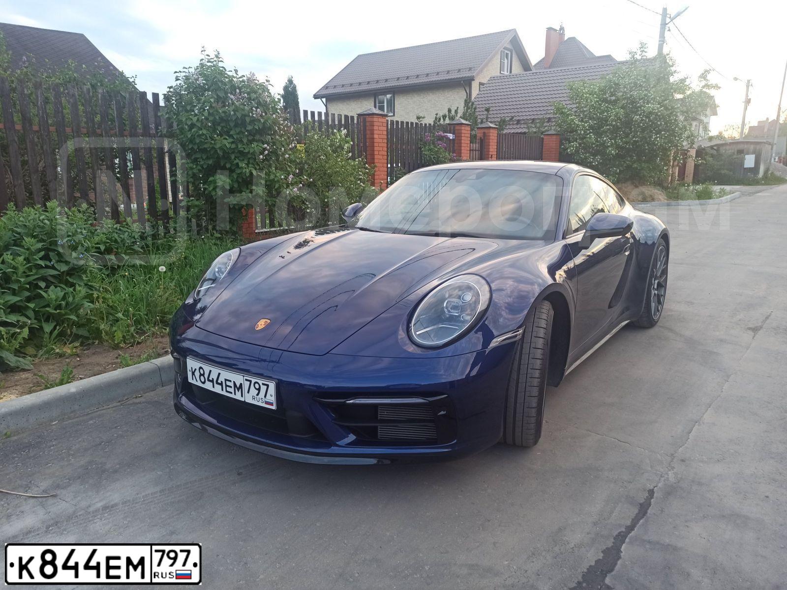 Фото автомобиля PORSCHE 911 САRRЕRА 4, 2021 — госномер К844ЕМ797. Цвет: синий