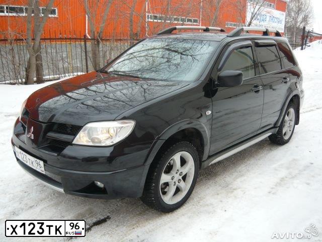Фото автомобиля MITSUBISHI OUTLANDER, 2005 — госномер Х123ТК96. Цвет: ЧЕРНЫЙ