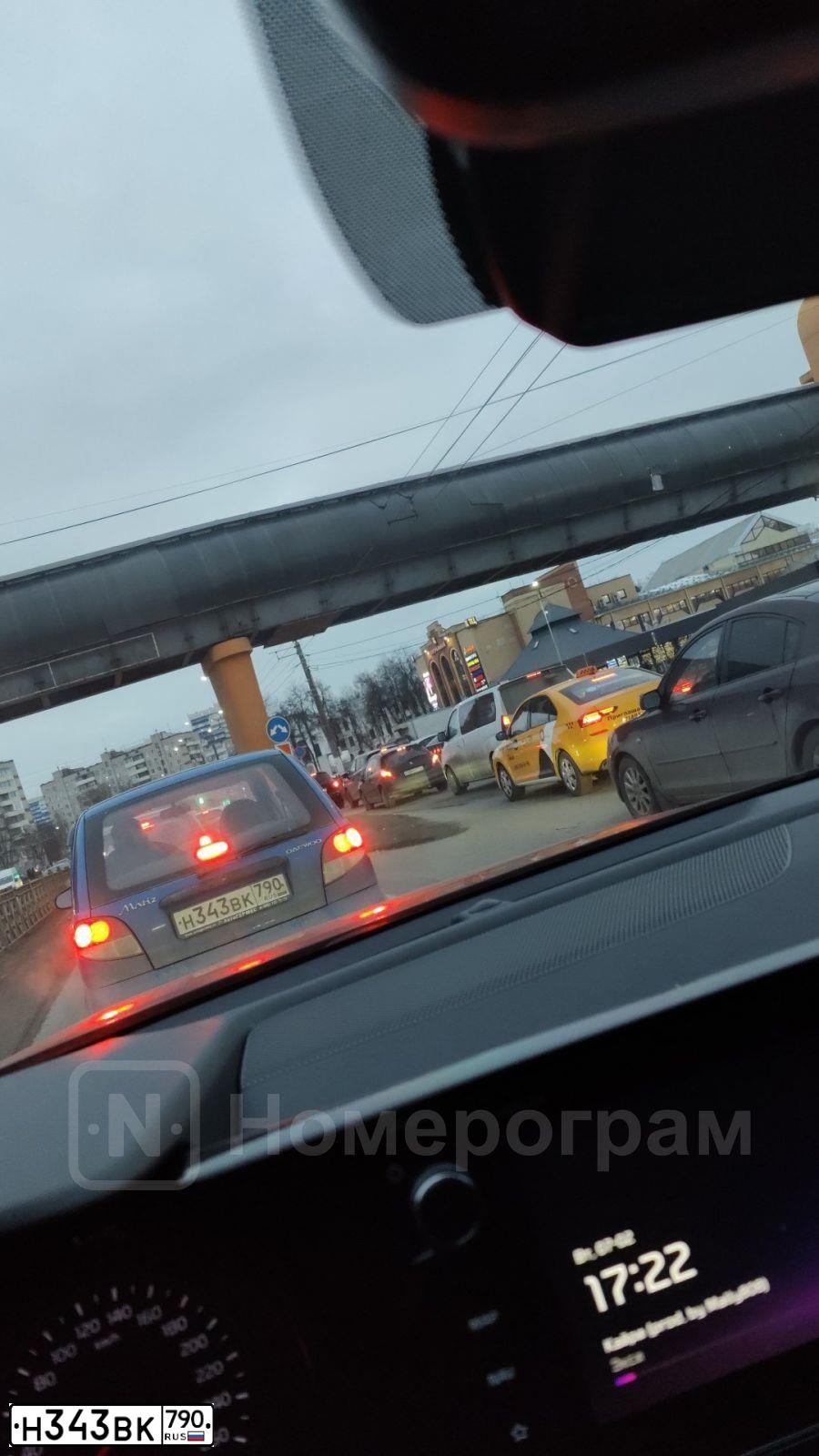 Фото автомобиля DAEWOO MATIZ, 2013 — госномер Н343ВК790. Цвет: синий
