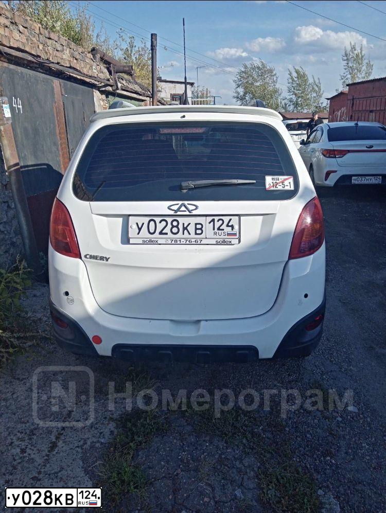 Фото автомобиля CHERY INDIS /S18/, 2011 — госномер У028КВ124