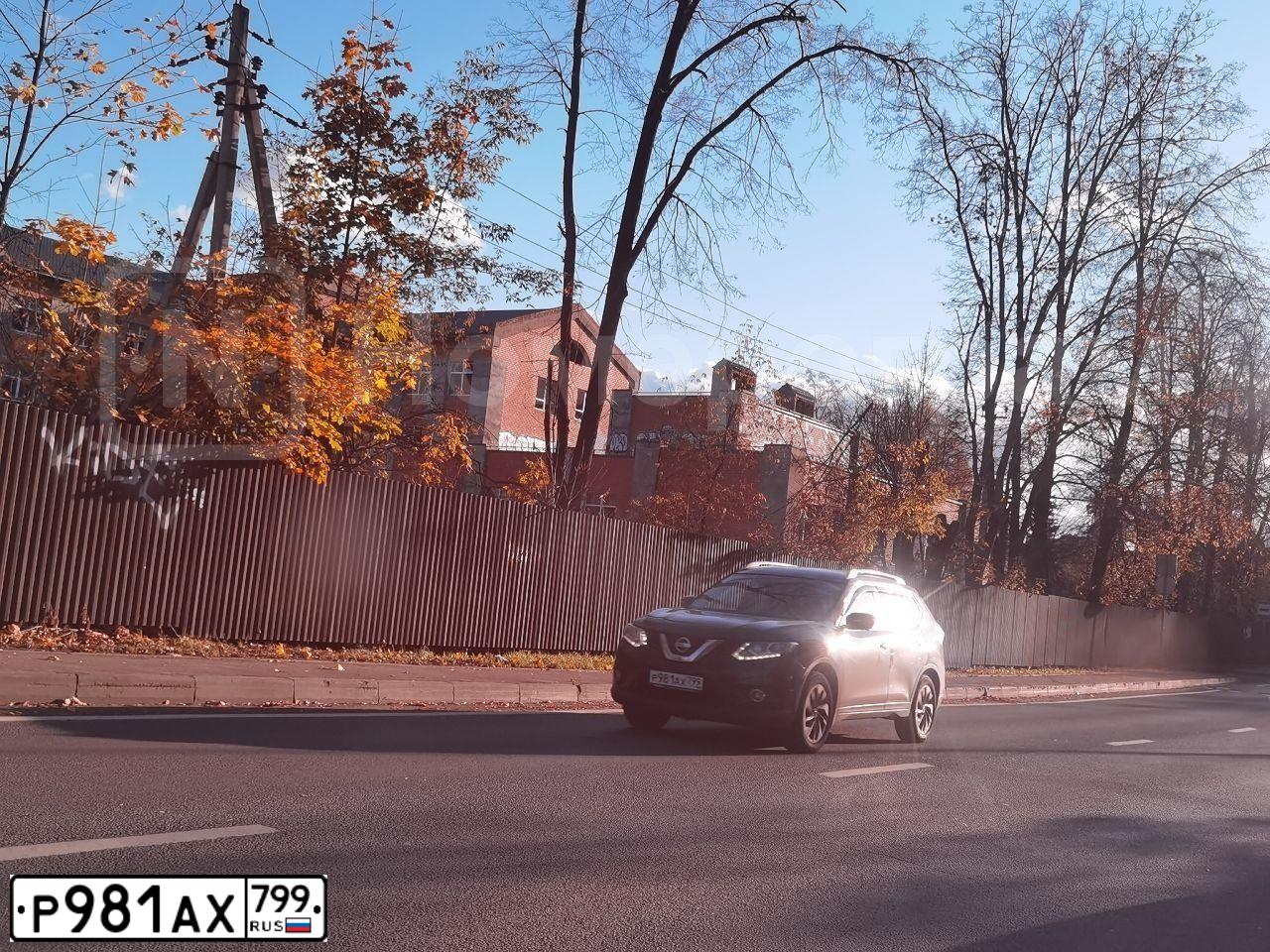 Фото автомобиля NISSAN X-TRAIL, 2017 — госномер М084ЕВ550