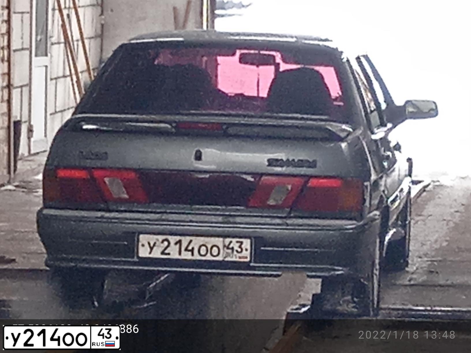 Фото автомобиля LADA 2115 SAMARA, 2005 — госномер У214ОО43. Цвет: СРЕДНИЙ СЕРО-ЗЕЛЕНЫЙ МЕТ.