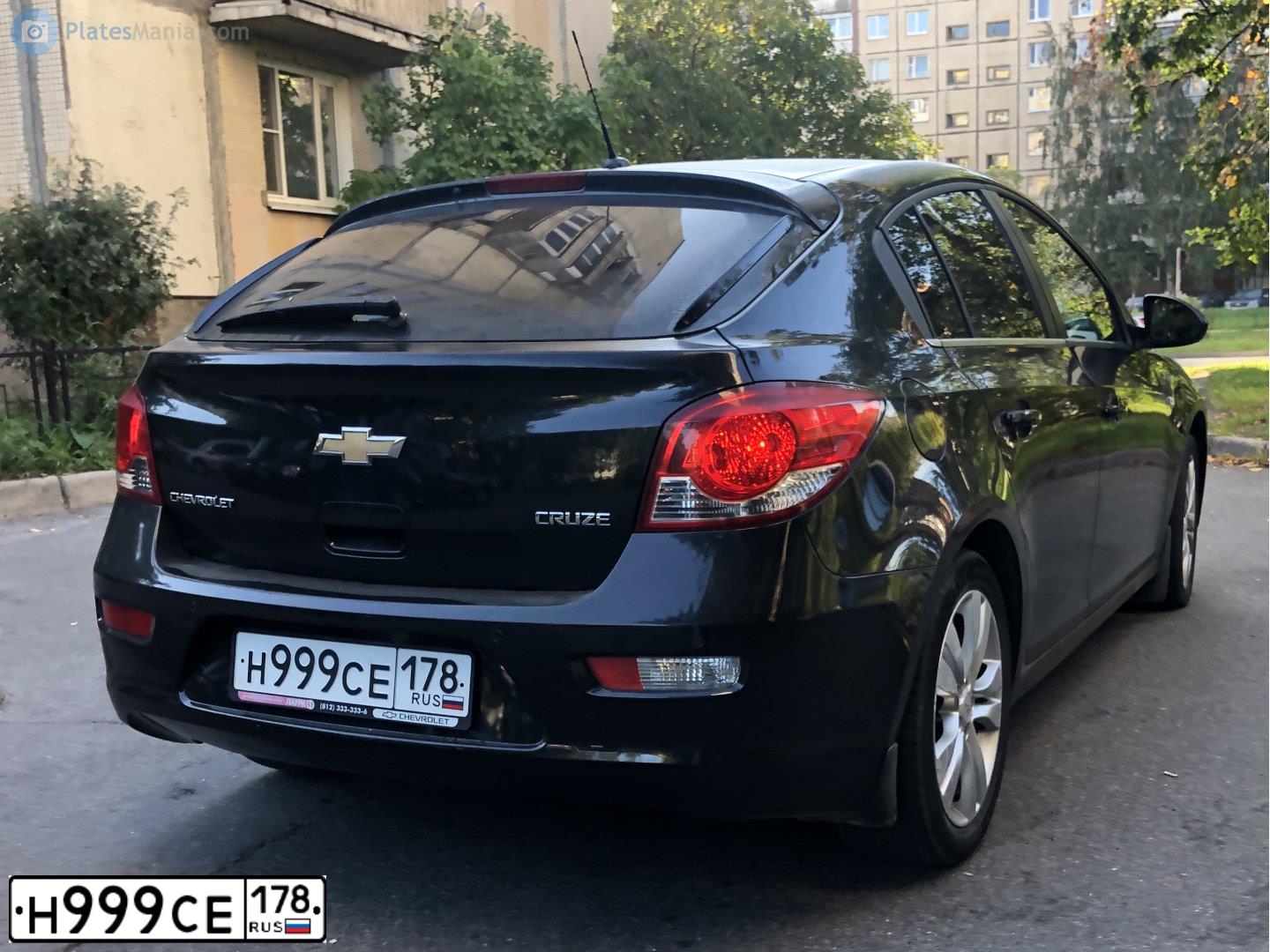 Фото автомобиля ШЕВРОЛЕСRUZЕ КL, 2012 — госномер Н999СЕ178. Цвет: ЧЕРНЫЙ