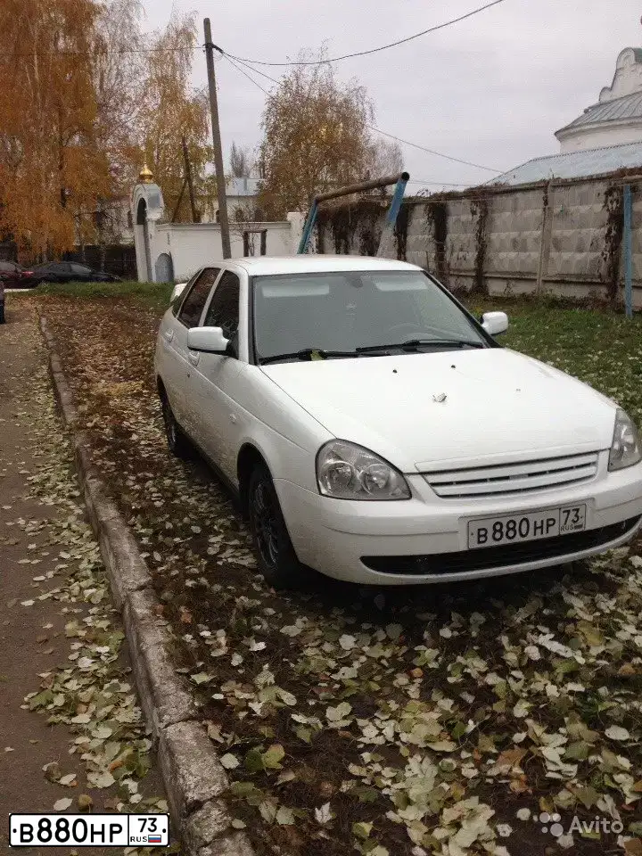 Фото автомобиля LADA 2172 PRIORA, 2009 — госномер В880НР73. Цвет: Белый