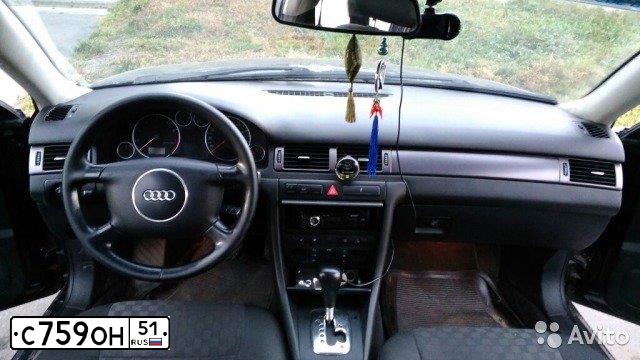 Фото автомобиля AUDI A6, 2004 — госномер В899ХТ47. Цвет: Темно-синий
