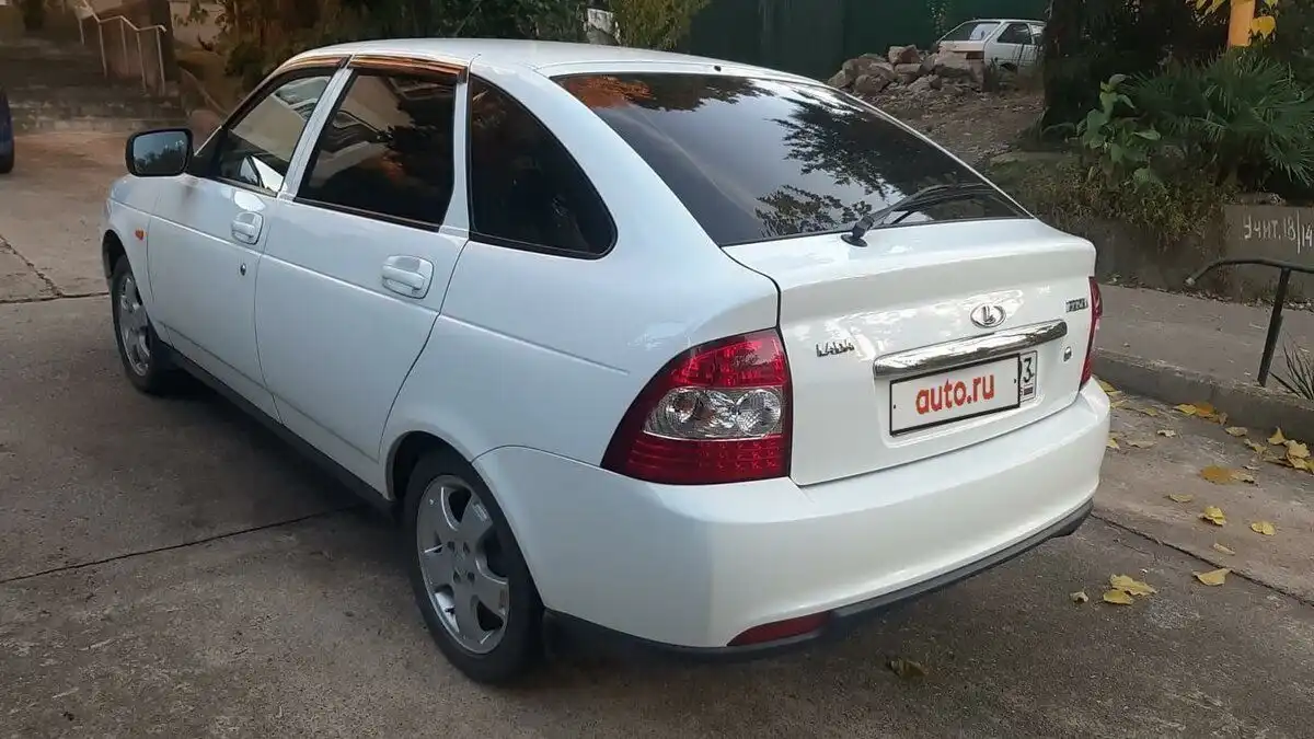Фото автомобиля FORD ESCAPE, 2002 — госномер В347ХХ150. Цвет: ЧЕРНЫЙ