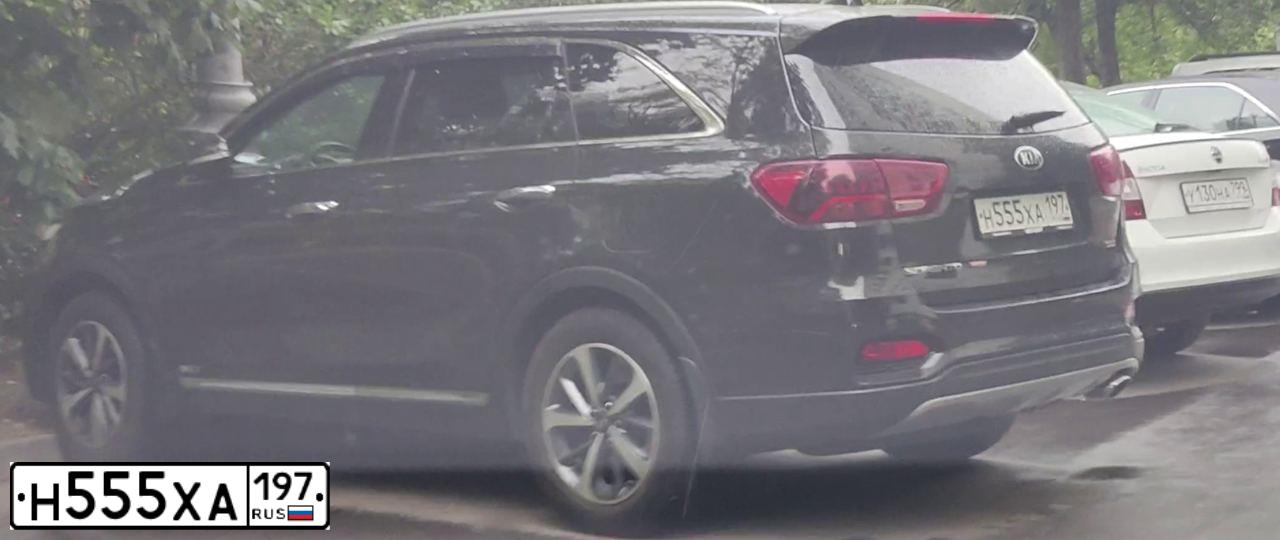 Фото автомобиля KIA CEE'D, 2009 — госномер Н555ХА197. Цвет: Серый