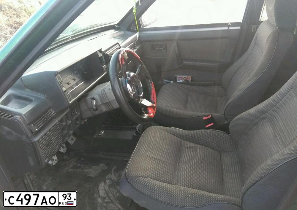 Фото автомобиля LADA 2109, 1999 — госномер Р939ЕК181. Цвет: СЕРЕБРИСТЫЙ ЯРКО-ЗЕЛЕНЫЙ