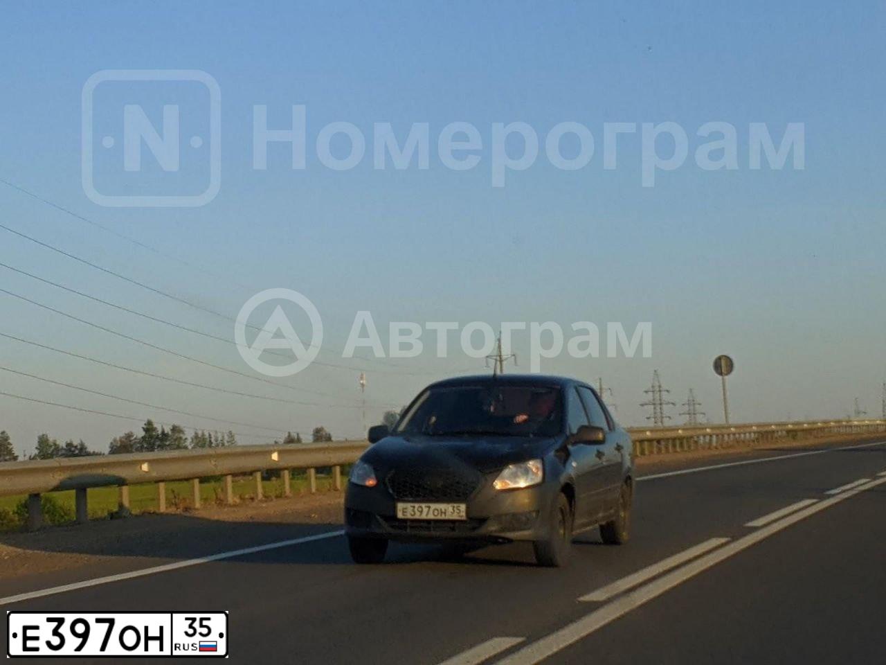 Фото автомобиля LADA 2112, 2007 — госномер Е397ОН35. Цвет: ГРАФИТОВЫЙ МЕТАЛЛИК