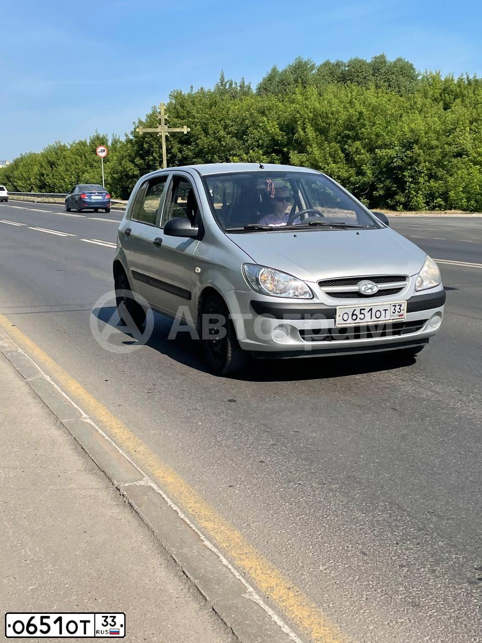 Фото автомобиля HYUNDAI GETZ, 2008 — госномер О651ОТ33. Цвет: СЕРЕБРИСТЫЙ